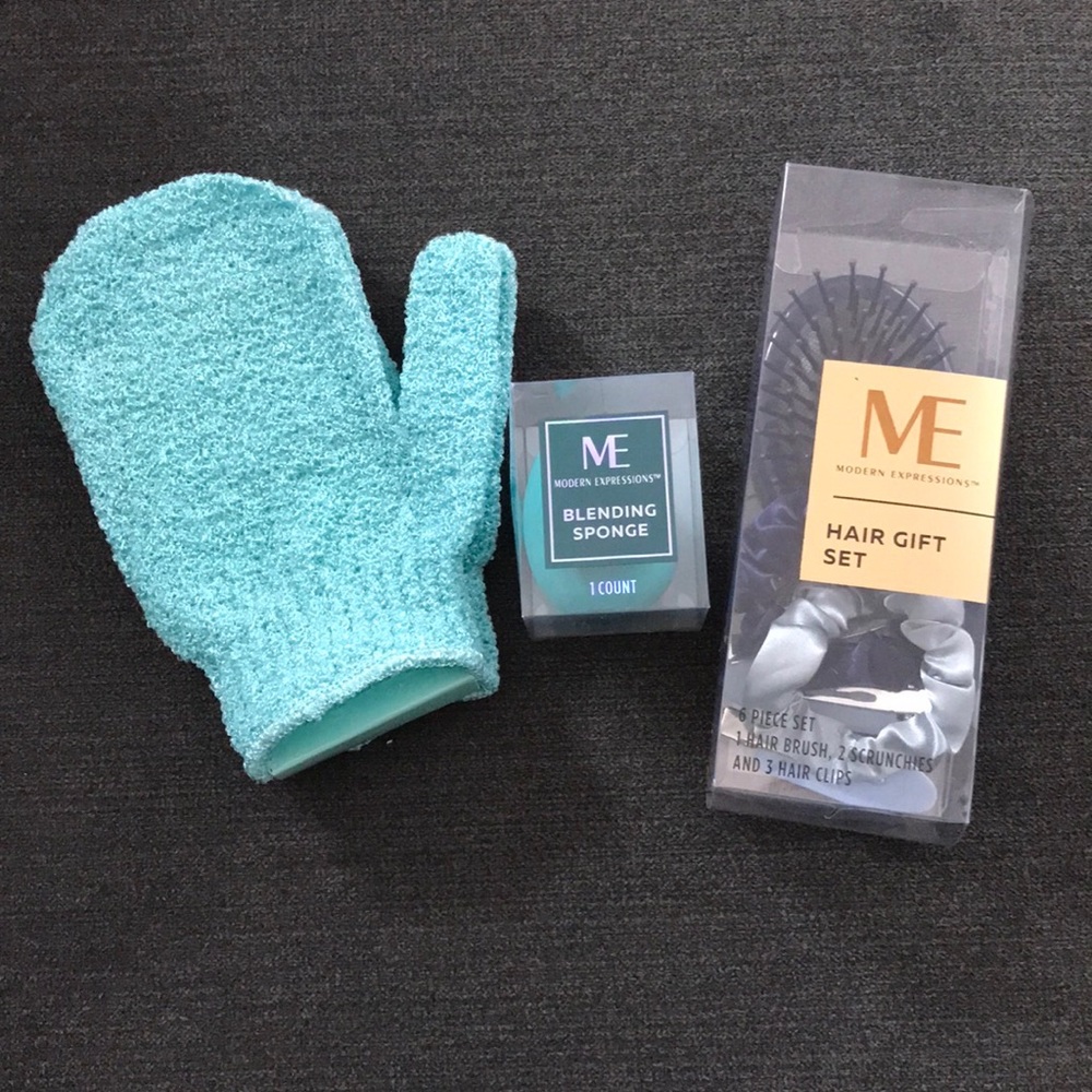 Modern Expressions - Women’s travel beauty bundle